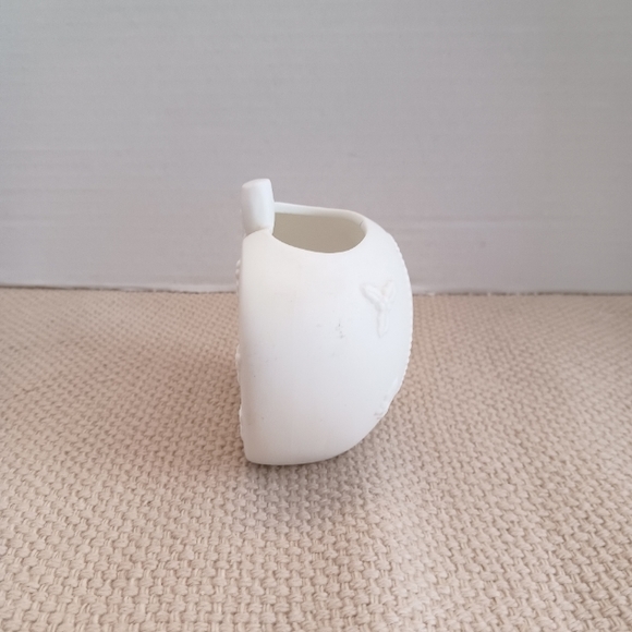 Precious Moments "Love Never Fails" Apple 1995 - Picture 4 of 5